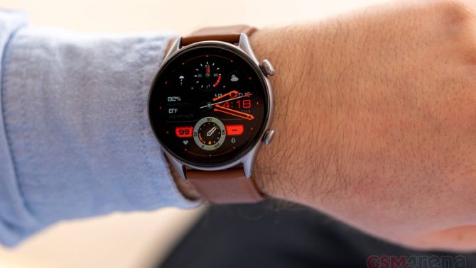 Mở hộp, trên tay Amazfit GTR 3 Pro: 'Đối thủ giá rẻ' khiến Apple Watch và Galaxy Watch phải lo sợ