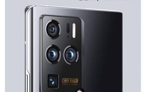 ZTE Axon 30 Ultra Aerospace Edition ra mắt với phần cứng khiến Samsung, Apple 'đứng hình'