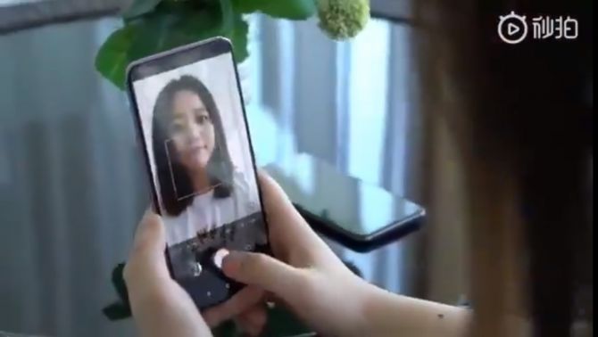 'Hô biến' màn hình thành đèn Flash để chụp ảnh tự sướng lung linh hơn cho điện thoại Android