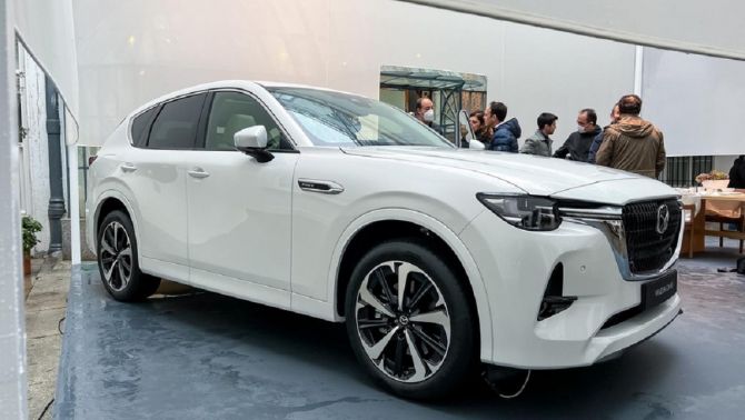 Mazda CX-60 2022 ra mắt: Ngập tràn công nghệ, sớm về Việt Nam 'soán ngôi' Hyundai SantaFe