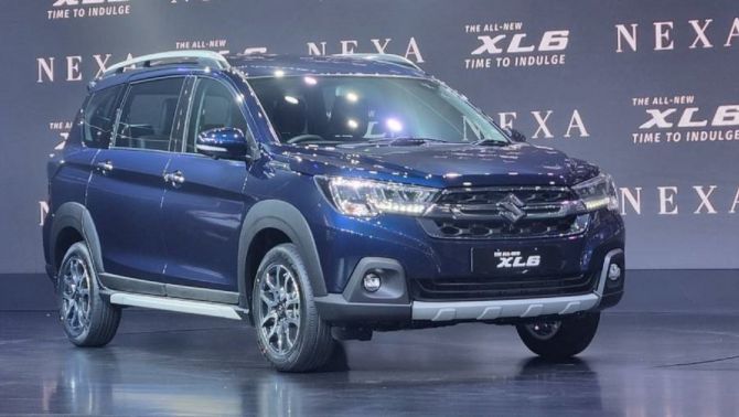 Suzuki XL6 2022 ra mắt với giá 340 triệu, hứa hẹn 'soán ngôi' Mitsubishi Xpander khi về đại lý Việt