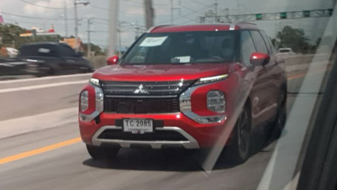 'Kẻ hủy diệt' Hyundai Tucson lộ diện với loạt trang bị ấn tượng, rộng cửa về Việt Nam