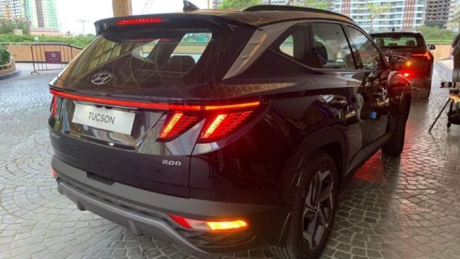 Hyundai Tucson thế hệ mới bất ngờ lộ diện tại đại lý: Ra mắt trong tháng 7, quyết 'hạ bệ' Honda CR-V