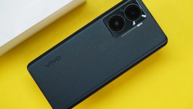 Đánh giá vivo Y77, lựa chọn giá rẻ cho cấu hình chuyên game, sạc nhanh