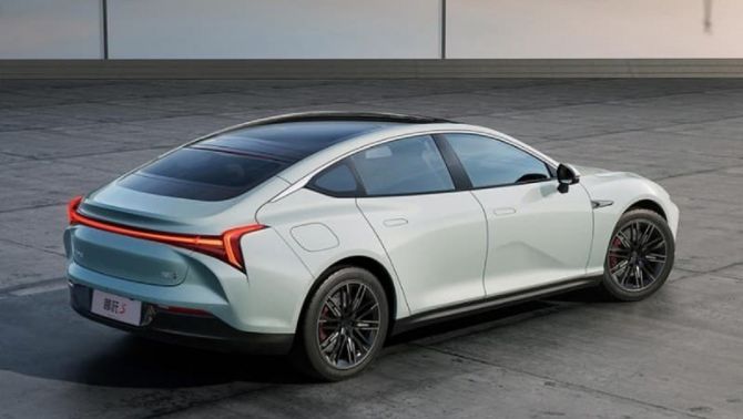 Mẫu ô tô điện ra mắt với giá ngang Toyota Corolla Cross 2022, sở hữu loạt trang bị không thể chê