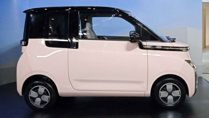 Mẫu ô tô giá rẻ ngang Kia Morning 2021 Việt gây sốt với thiết kế 'bé hạt tiêu', quá trời dễ thương
