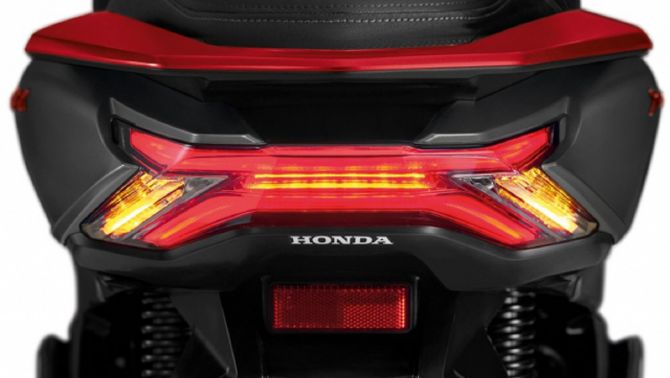 Mẫu xe ga được Honda 'ém hàng' lâu nay chuẩn bị lộ diện: Đẹp mọi góc cạnh