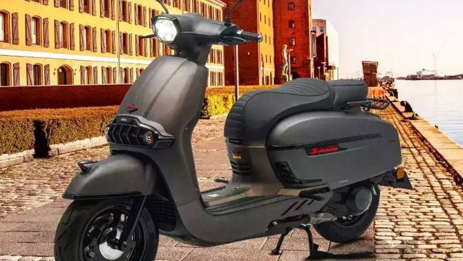 Chi tiết mẫu xe máy mạnh gấp đôi Honda SH 150i 2021, giá chỉ tương đương 'vua xe ga' Việt Nam