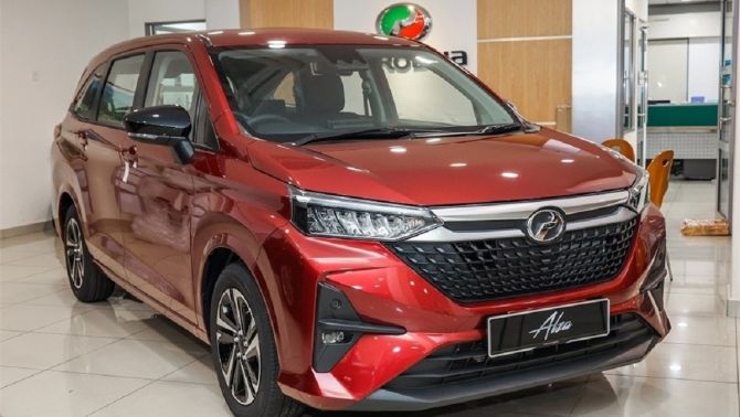 Bản sao của Toyota Veloz Cross ra mắt giá từ 328 triệu