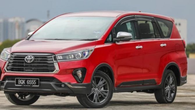 Toyota Innova 2022 có nhiều nâng cấp ấn tượng, giá bán hứa hẹn làm khó Mitsubishi Xpander