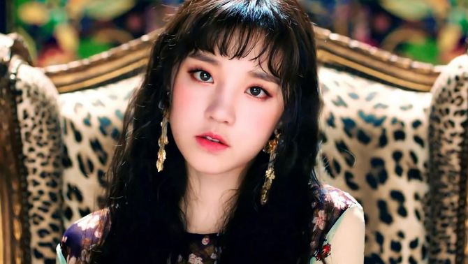 Yuqi - (G)I-DLE xác nhận làm MC chính của show tạp kĩ Mad Zenius