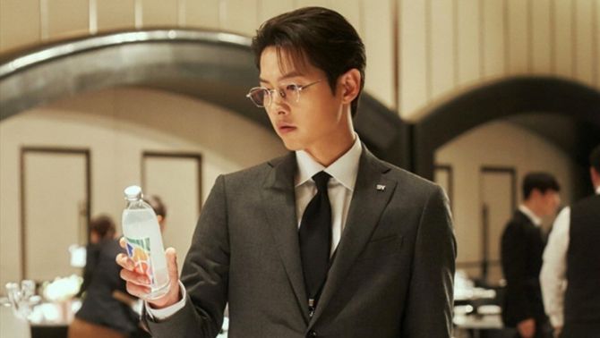 Rating ‘Cậu út nhà tài phiệt’ của Song Joong Ki bất ngờ giảm mạnh sau khi đạt liên tiếp kỉ lục