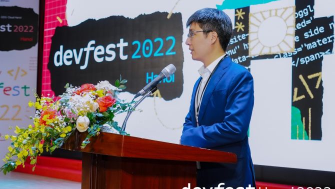 GDG DevFest Hanoi 2022 thu hút đông đảo người yêu công nghệ đến tham dự nhân dịp cuối năm