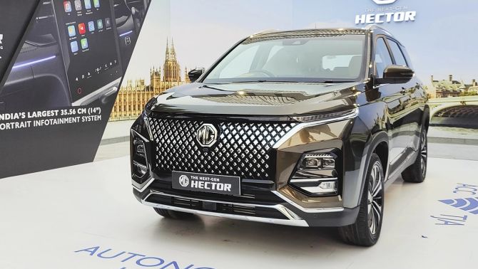 MG Hector 2023 lộ diện, hứa hẹn là đối thủ 'một chín một mười' của Hyundai Creta