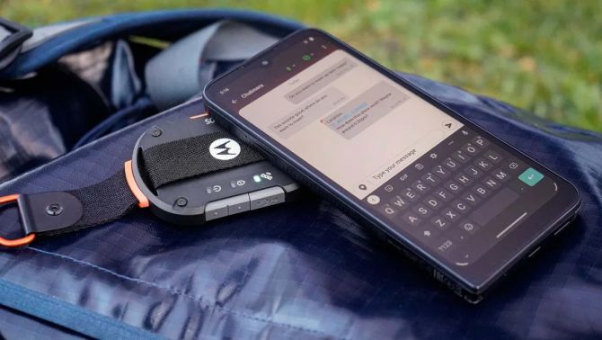 Motorola ra mắt điện thoại siêu bền Defy 2, hỗ trợ kết nối 5G, có thể gửi và nhận tin nhắn ở mọi nơi