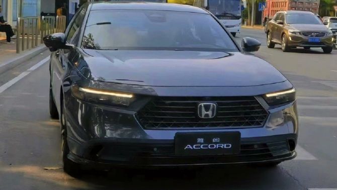 Honda Accord 2023 lộ ảnh chạy thử, thiết kế và trang bị chiều lòng khách hàng