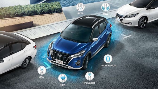 Nissan Kicks 2023 được bổ sung thêm loạt trang bị, giá 538 triệu khiến Toyota Corolla Cross 'e ngại'