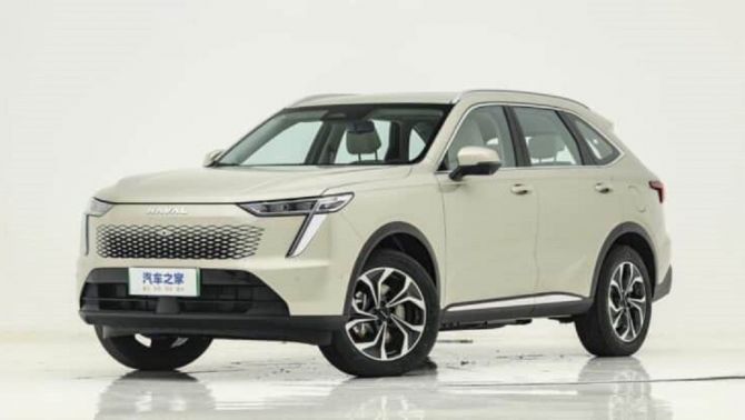 'Kẻ hủy diệt' Toyota Fortuner chuẩn bị trình làng, giá dự kiến chỉ 645 triệu khiến dân tình chờ mong