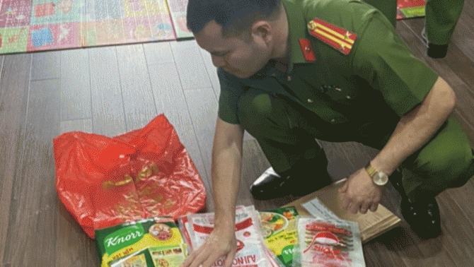 CA tỉnh Thanh Hóa thu giữ gần 600 kg bột ngọt, hạt nêm giả các nhãn hiệu lớn và 50 kg vỏ nhãn mác