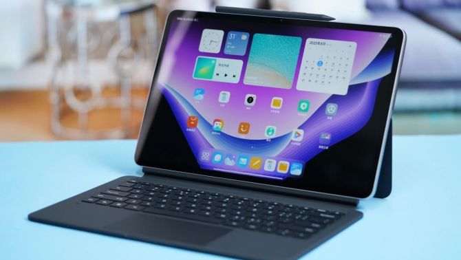 Trên tay Xiaomi Pad 6 Max, kích thước siêu lớn, giá rẻ đến khó tin gây lo ngại cho iPad Pro Max