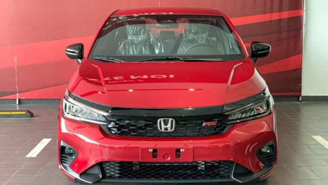 Honda City 2023 giảm giá 'kịch sàn' nhờ ưu đãi kép, quyết đấu Toyota Vios, Hyundai Accent