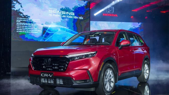 Giá lăn bánh Honda CR-V 2024 vừa ra mắt tại Việt Nam: Hấp dẫn nhờ ưu đãi trước bạ, cao nhất hơn 1,4 tỷ đồng