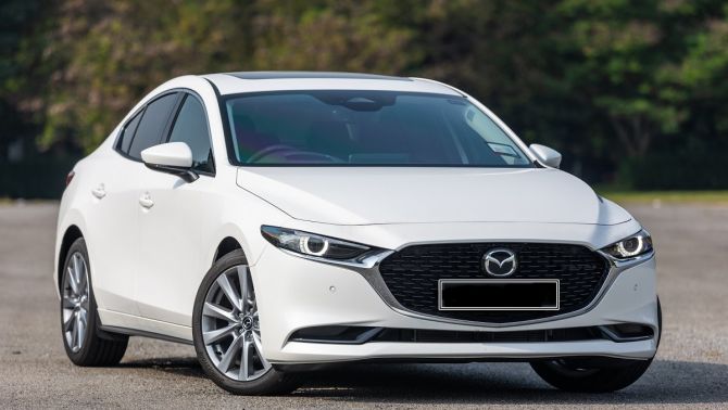 ‘Vua sedan’ Mazda 3 2023 ra mắt với thiết kế tuyệt mỹ, quyết ‘ăn thua’ với KIA K3 và Toyota Corolla Altis