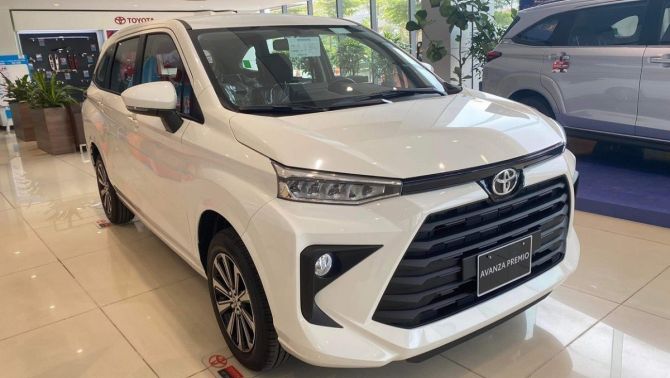 MPV Toyota giá 558 triệu đồng ngừng bán tại Việt Nam, Mitsubishi Xpander 'tạm' bớt đi một đối thủ