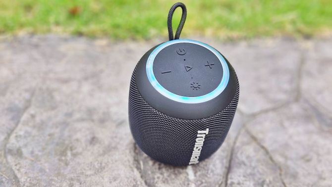Đánh giá Bluetooth Tronsmart T7 Mini: Người bạn lý tưởng trong mỗi chuyến dã ngoại của tôi