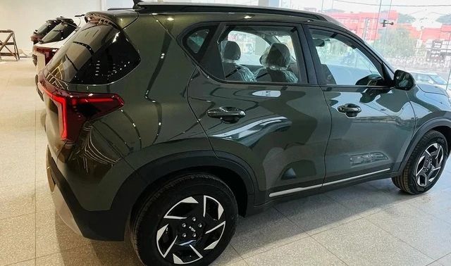 Mẫu SUV ‘đàn anh’ Kia Morning giá siêu rẻ 225 triệu đồng về đại lý, trang bị xịn bậc nhất phân khúc