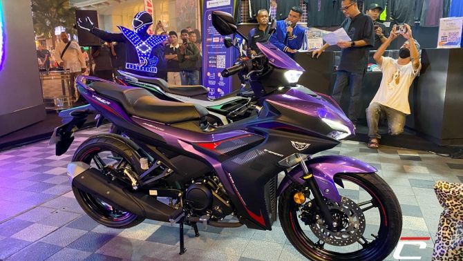 Chi tiết ‘kẻ hạ knock-out’ Honda Winner X giá hơn 56 triệu đồng vừa ra mắt: Đẹp và đỉnh như Yamaha Exciter