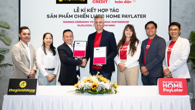 Home Credit 'bắt tay' Thế Giới Di Động mang giải pháp Mua trước trả sau cho người tiêu dùng