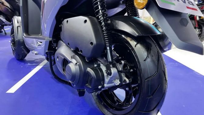 Gây khó dễ Honda SH, ra mắt ‘quái thú xe ga’ 150cc có phanh ABS 3 kênh, đè bẹp Air Blade, giá cực rẻ