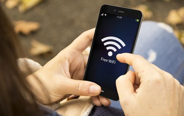 Hiểm họa rình rập khi dùng WiFi công cộng: Người dùng cần né ngay!