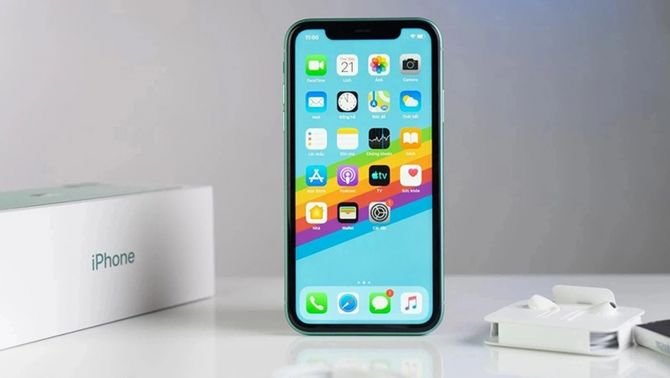 Cầm dưới 9 triệu vẫn có iPhone fullbox chính hãng VN/A, chuyện thật như đùa, iPhone xịn giá cực rẻ