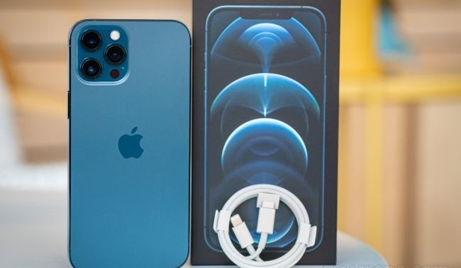 Huyền thoại sống iPhone 12 Pro Max vẫn đỉnh nóc kịch trần vào 2024, không AI, giá siêu rẻ tháng 11