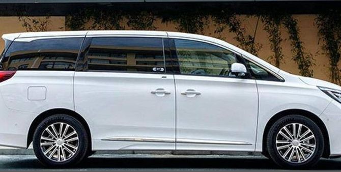 'Trình làng' mẫu MPV có kích thước 'khủng', rộng hơn cả Toyota  Alphard, giá cực dễ mua