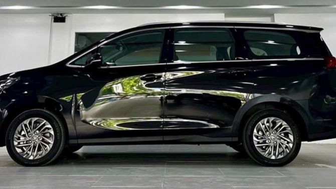 'Tân binh' MPV giá 500 triệu đồng sắp mở bán tại Việt Nam: Rẻ lấn át 'vua doanh số' Mitsubishi Xpander