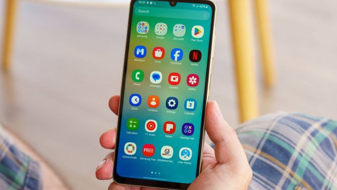 Vua giá rẻ Samsung Galaxy A06 giá dưới 3 triệu, màn to như iPhone 16 Pro Max, camera xịn kém gì Galaxy S24