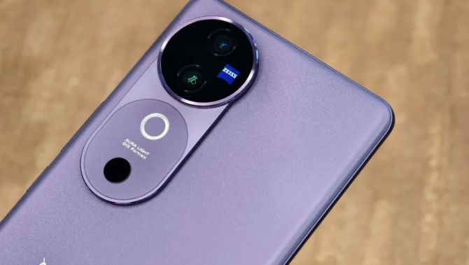 Vivo V50 siêu ngon bổ rẻ với camera Zeiss xịn sò lộ diện khiến dân tình nôn nao đợi chờ ra mắt