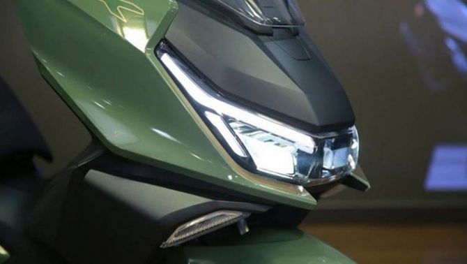 Tin xe hot mùng 5 Tết: Dân tình đổ xô săn đón 'vua xe ga' 150cc mới của Honda, giá rẻ 56 triệu đồng