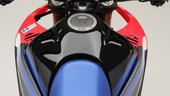 Tin xe máy hot 3/3: Honda ra mắt ‘tân binh’ xe côn tay cực chất, sẵn sàng thế chân Winner X, giá mềm