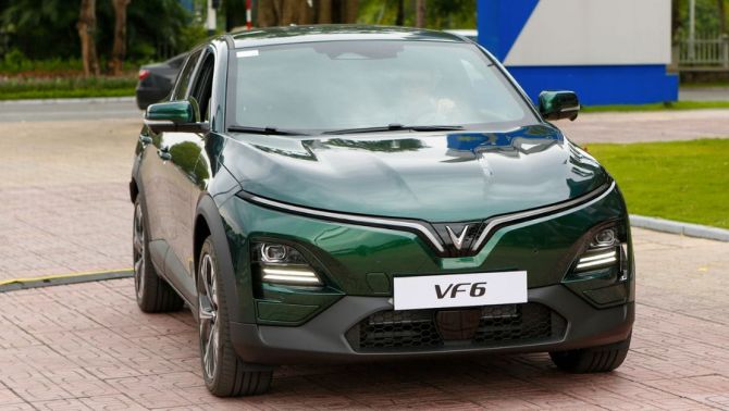 Khách Việt đô xô săn đón ô tô điện VinFast trên sàn xe cũ: Tiết kiệm, giữ giá, tính thanh khoản cao