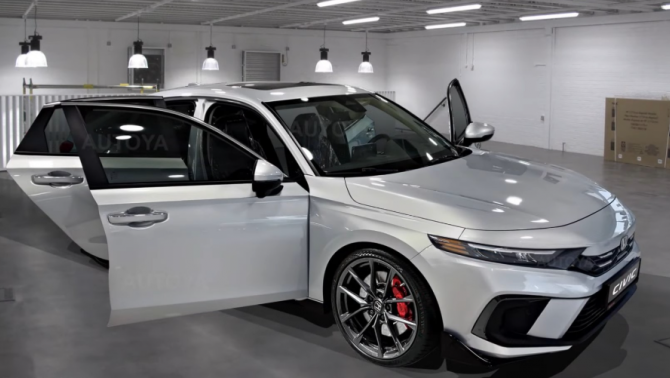 ‘Lật kèo’ Toyota Corolla, Honda sẽ bổ sung phiên bản Plug-in Hybrid cho Honda Civic, thiết kế mới mẻ