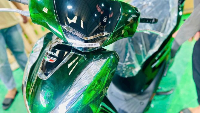 Honda SH bản mới đẹp nhất Việt Nam 'gây sốt' khi được ưu đãi 15 triệu đồng: Dân tình đổ xô săn đón