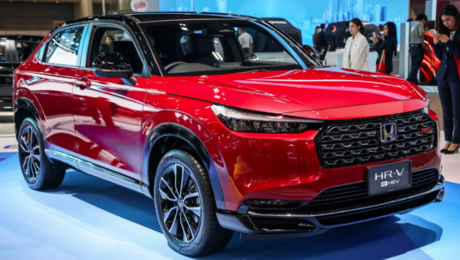 Lộ giá Honda HR-V 2025 ra mắt vào tháng 4, nhiều nâng cấp ‘xịn’, đưa Yaris Cross vào tầm ngắm 
