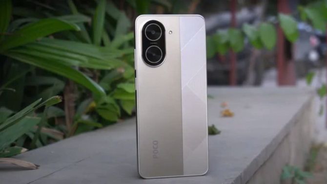 Vua giá rẻ thế hệ mới ra mắt: Thiết kế đẹp như iPhone 16, màn hình 120Hz, pin trâu, giá rẻ át vía Galaxy A05