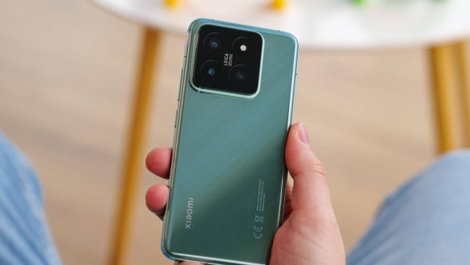 Chuyên gia nhiếp ảnh Xiaomi 14 giảm thủng đáy, rẻ như iPhone 14, xịn hơn iPhone 16, so kè Galaxy S25
