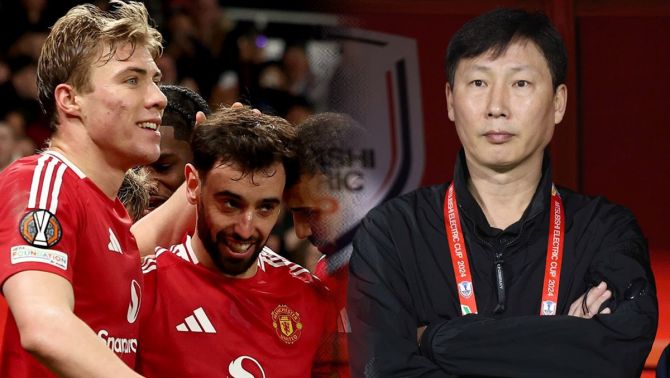 HLV Kim Sang-sik đi vào lịch sử bóng đá Đông Nam Á, ngôi sao ĐT Việt Nam lỡ hẹn với Man Utd?