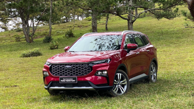 Ford Territory bản mới vừa lộ diện, bản cũ ‘đập giá’ xuống dưới 700 triệu, ‘hạ gục’ Mazda CX-5